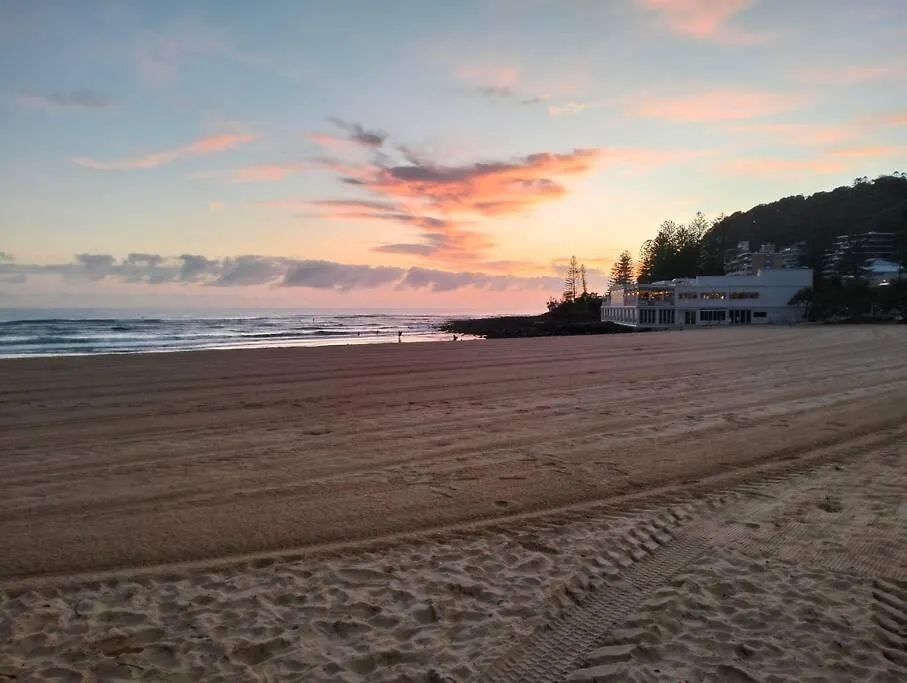 Beach, Bars, Brunch - Burleigh Apartment Gold Coast 0*,