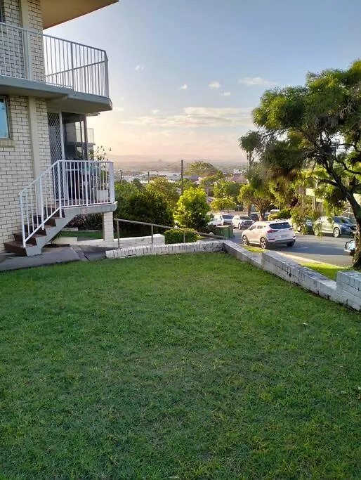 Beach, Bars, Brunch - Burleigh Apartment Gold Coast